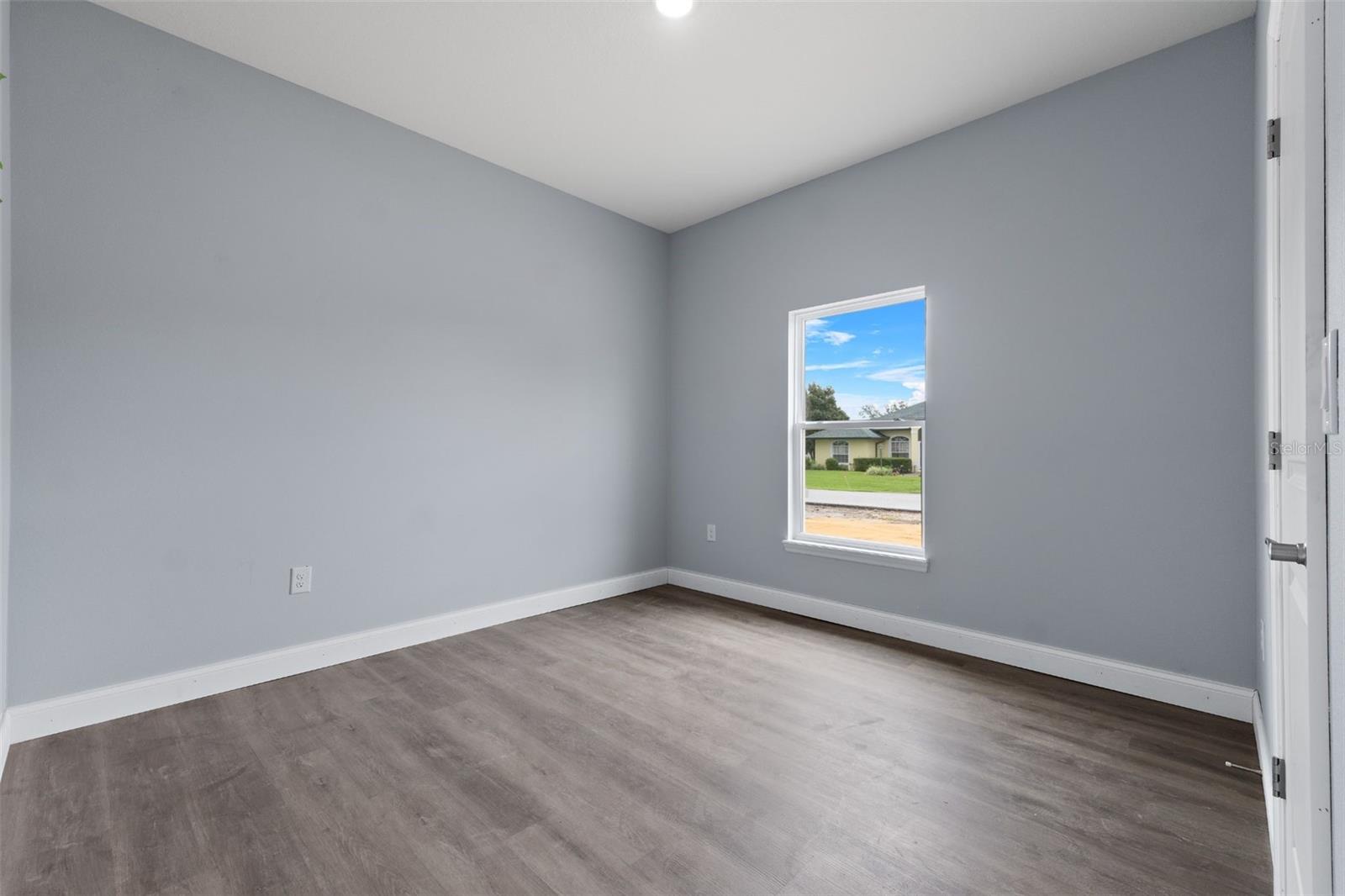 Image 8 of 30 For 5529 Angelo Circle
