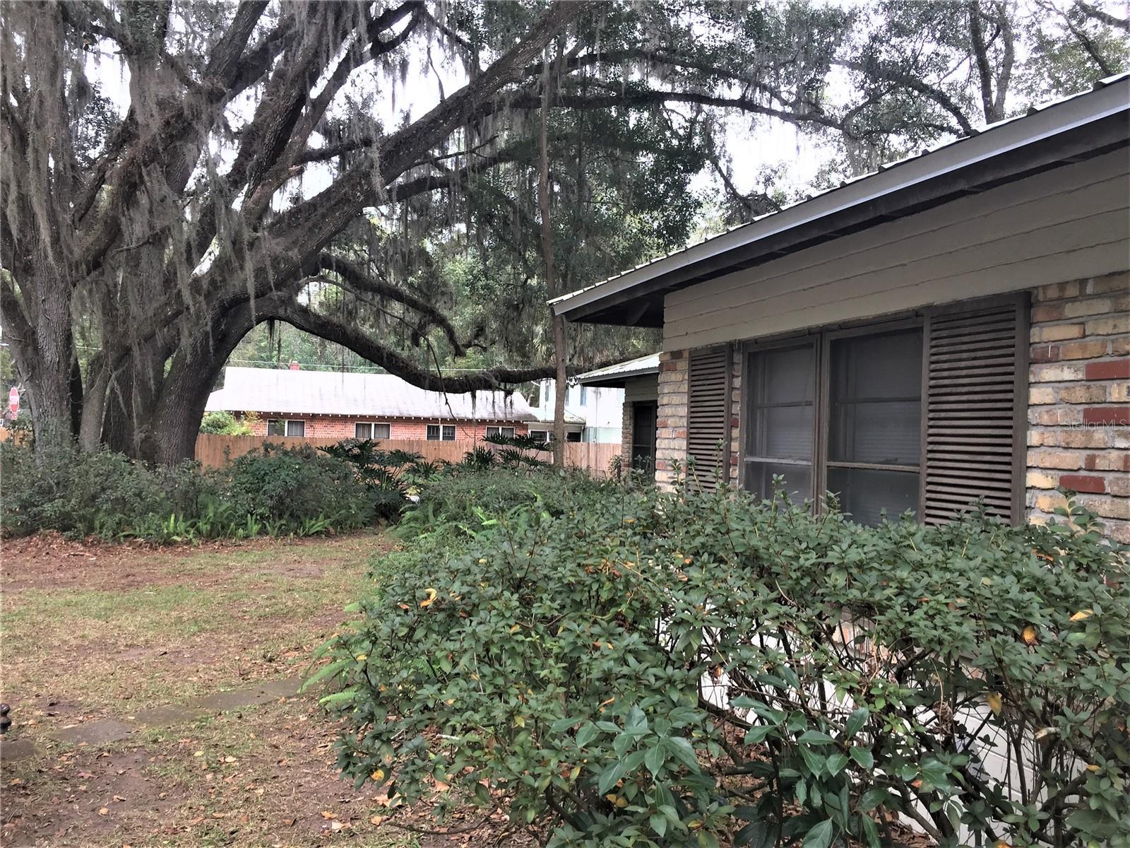 Image 15 of 27 For 2703 2nd Avenue