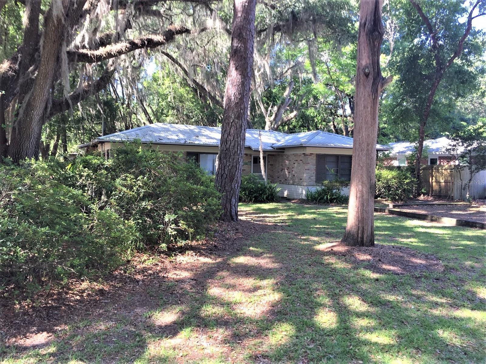 Image 2 of 27 For 2703 2nd Avenue