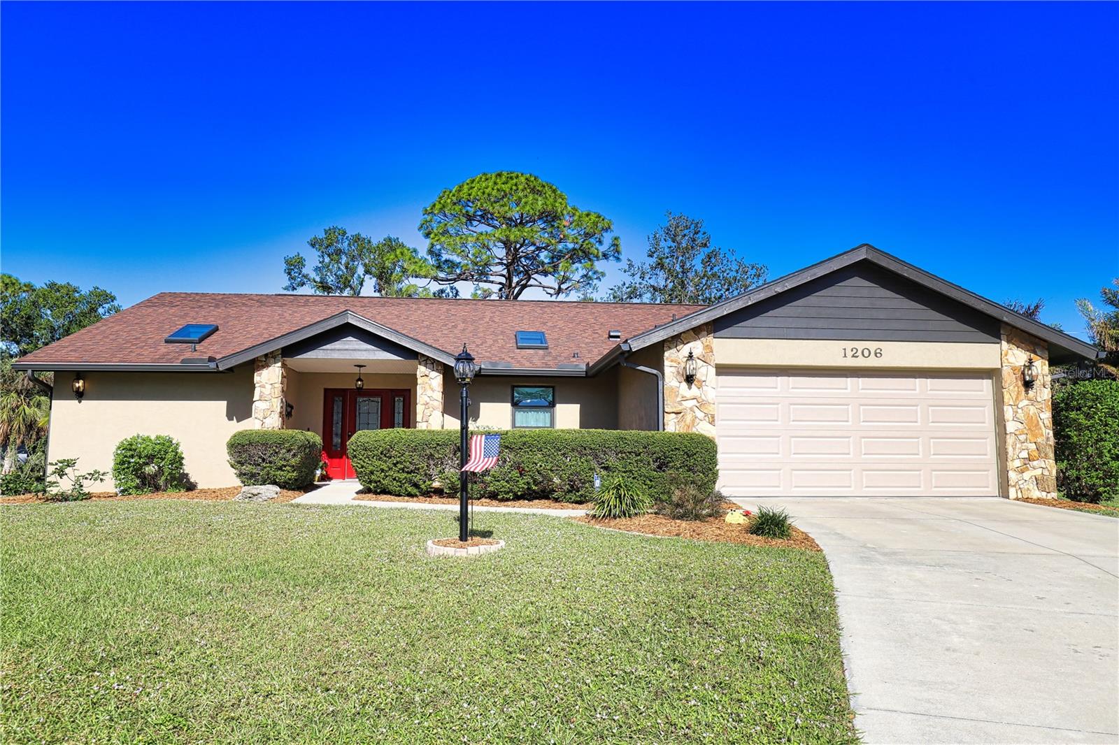 Details for 1206 Laurel Pines Circle, NOKOMIS, FL 34275