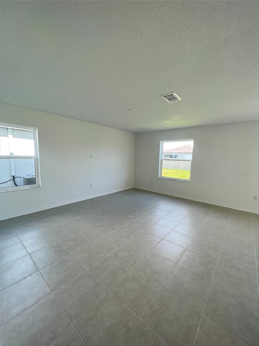 Image 6 of 17 For 16857 Fiesta Drive