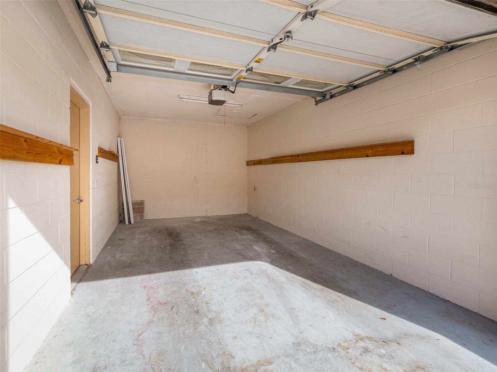Image 21 of 27 For 7654 Sugar Bend Drive 7654