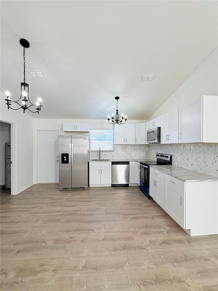 Image 6 of 16 For 203 Juniper Way