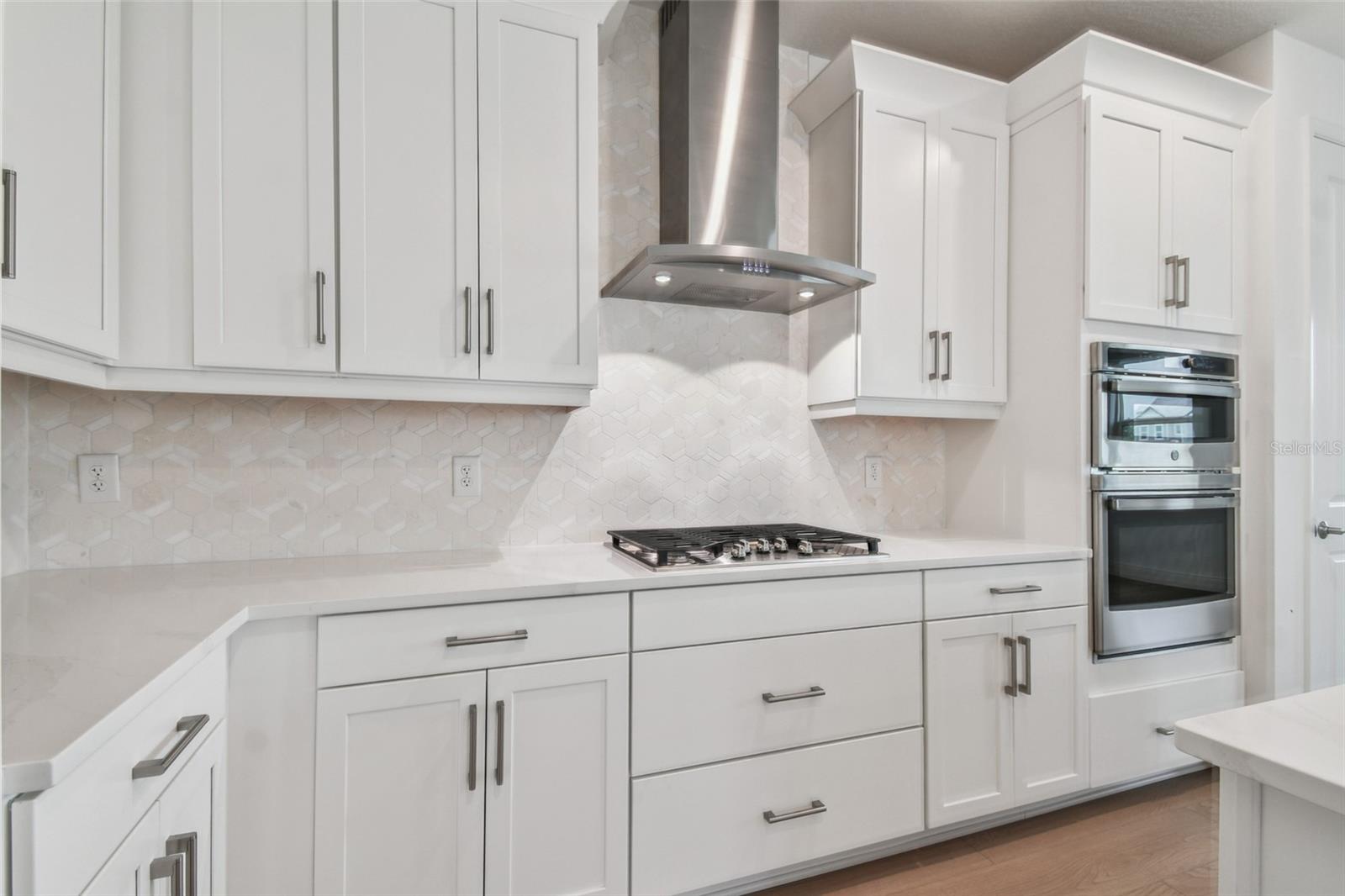 Image 5 of 20 For 7536 Nighthawk Drive