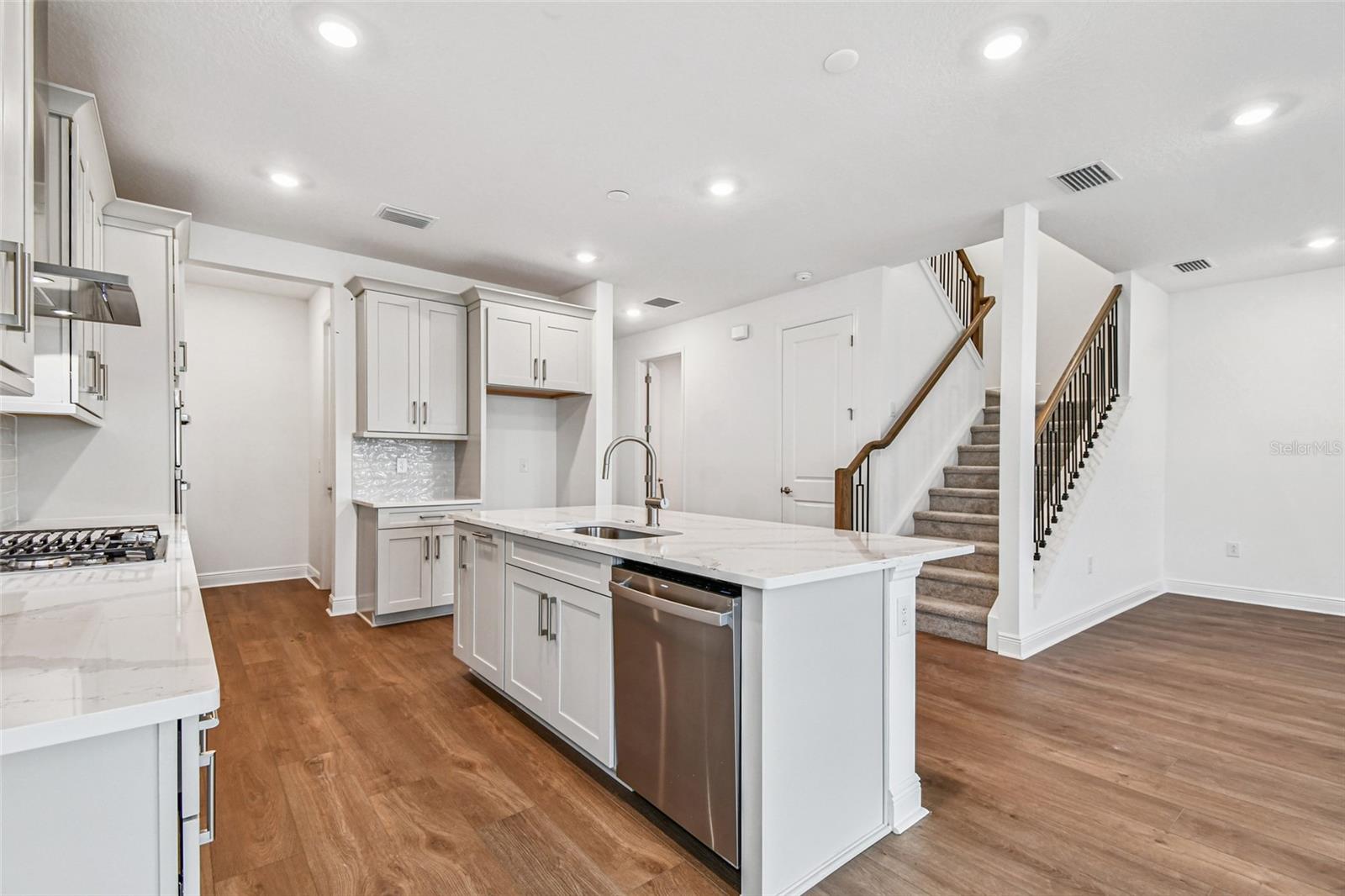 Image 11 of 40 For 7556 Nighthawk Drive