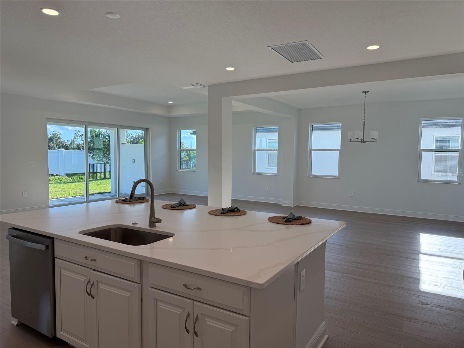 Image 5 of 17 For 1668 Lugano Circle