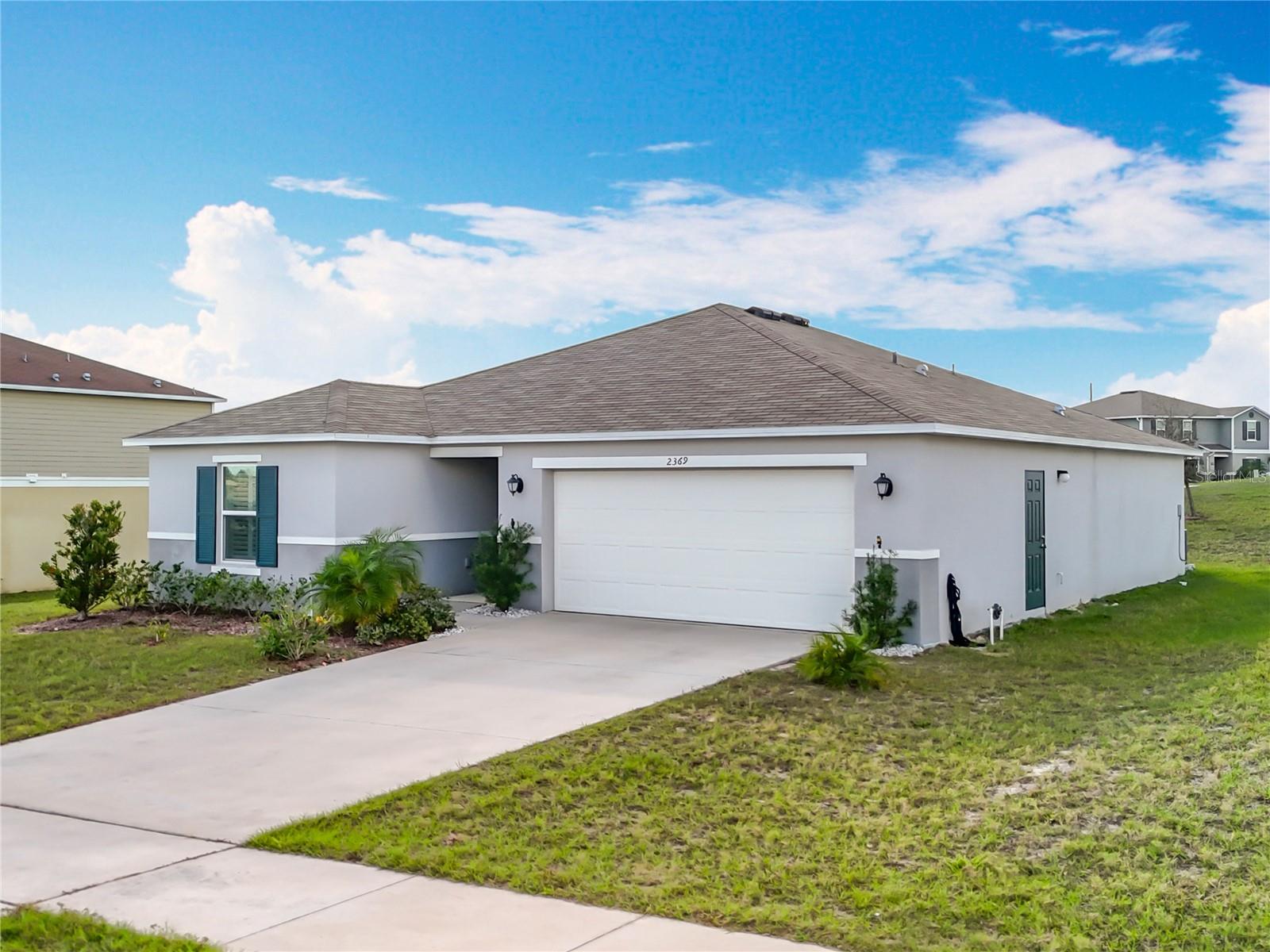 Listing photo id 0 for 2369 Crossandra Street