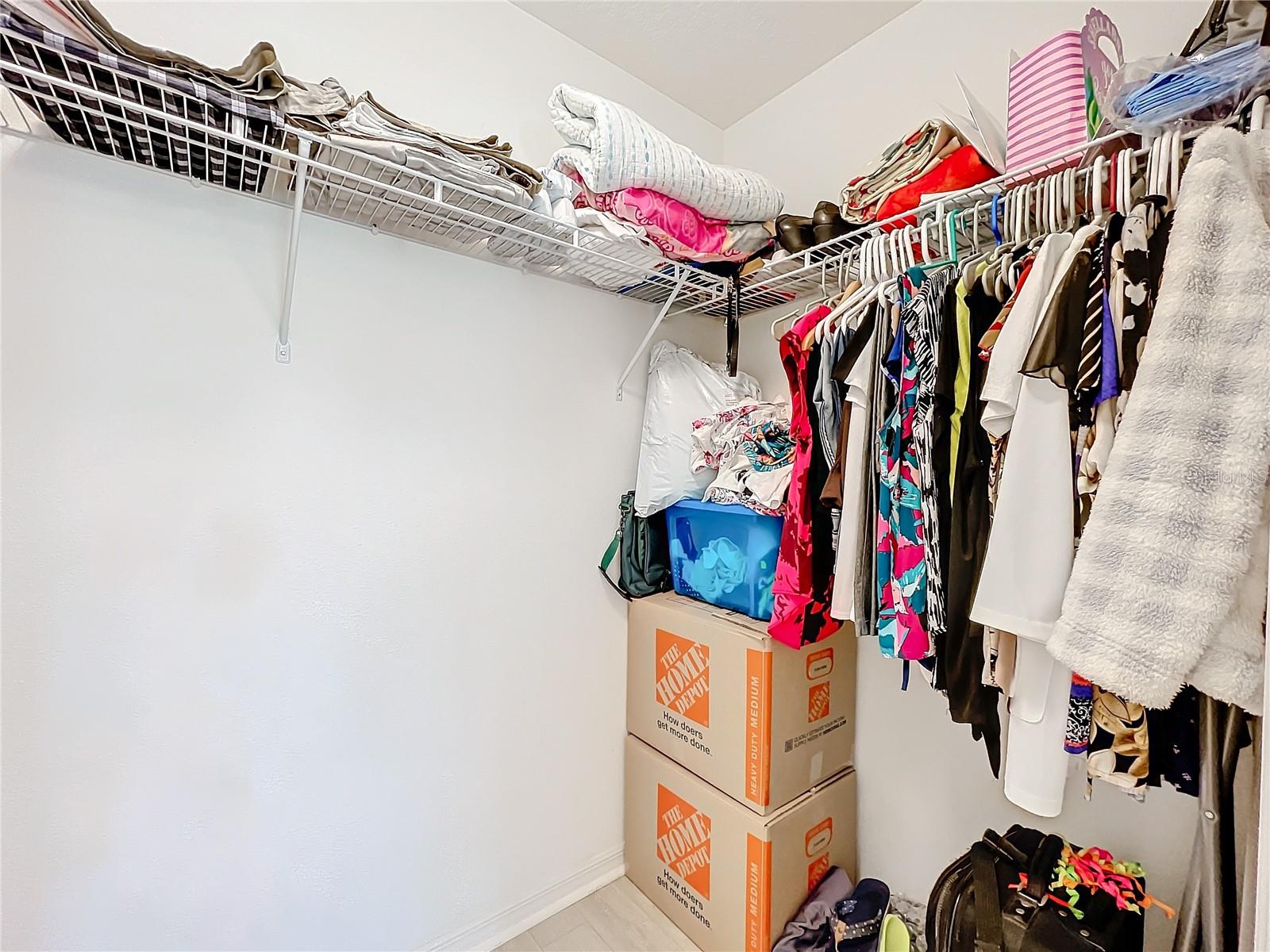 Listing photo id 36 for 2369 Crossandra Street