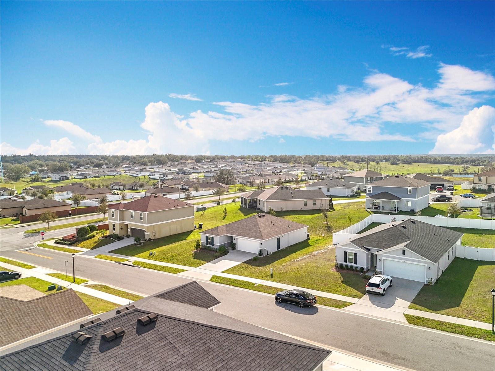 Listing photo id 45 for 2369 Crossandra Street