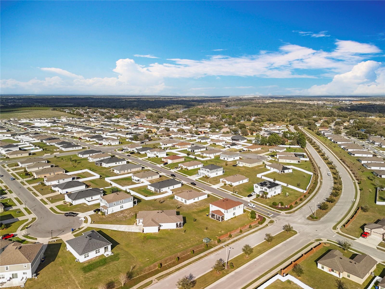 Listing photo id 57 for 2369 Crossandra Street