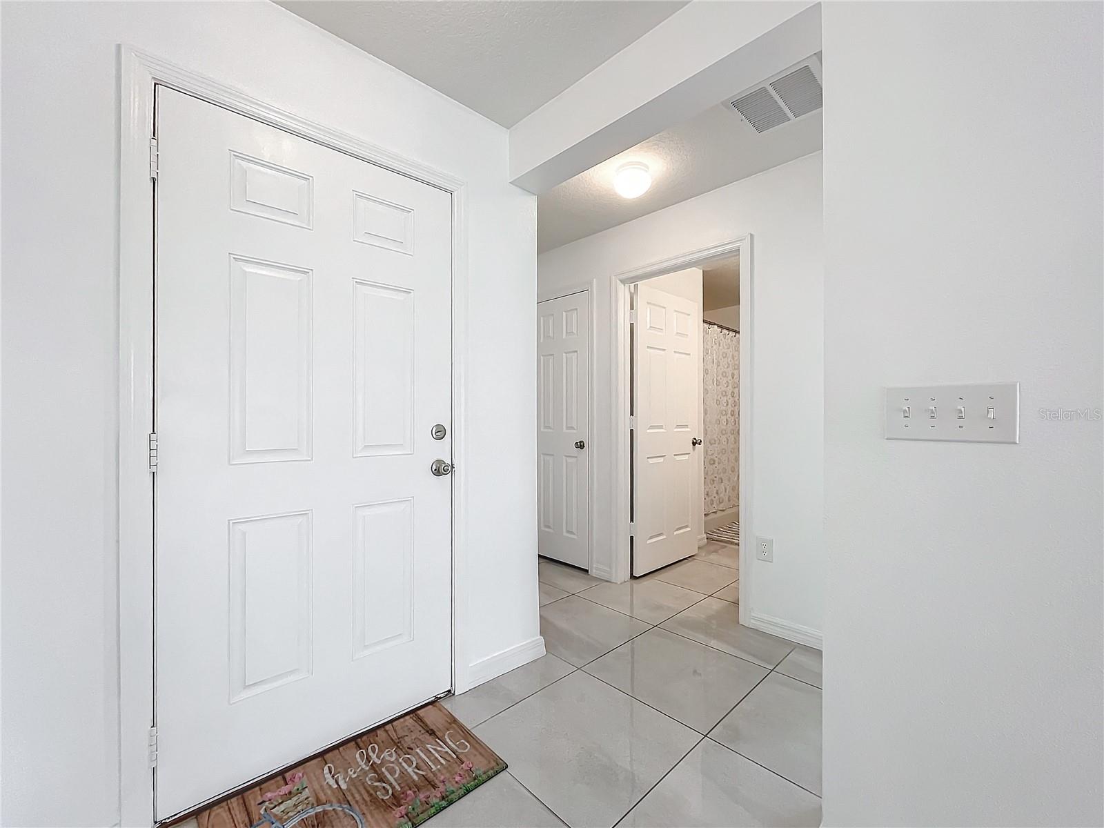 Listing photo id 6 for 2369 Crossandra Street