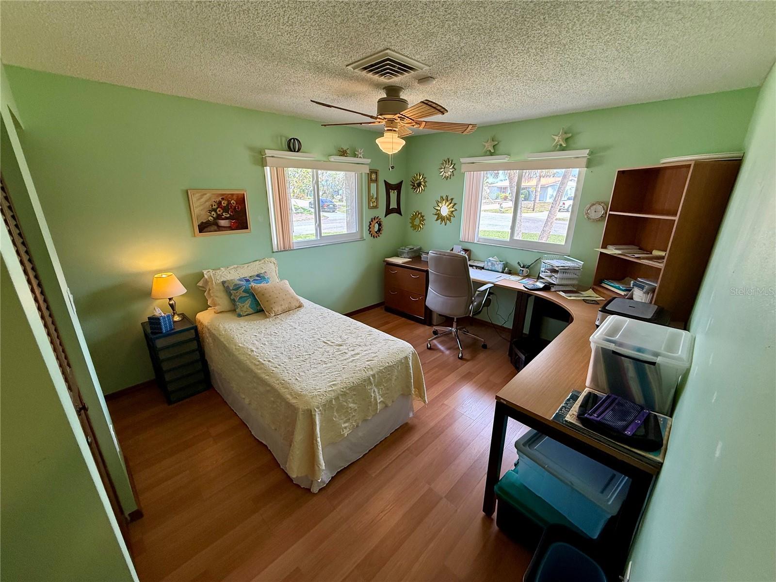 Image 14 of 41 For 468 Ceil Drive