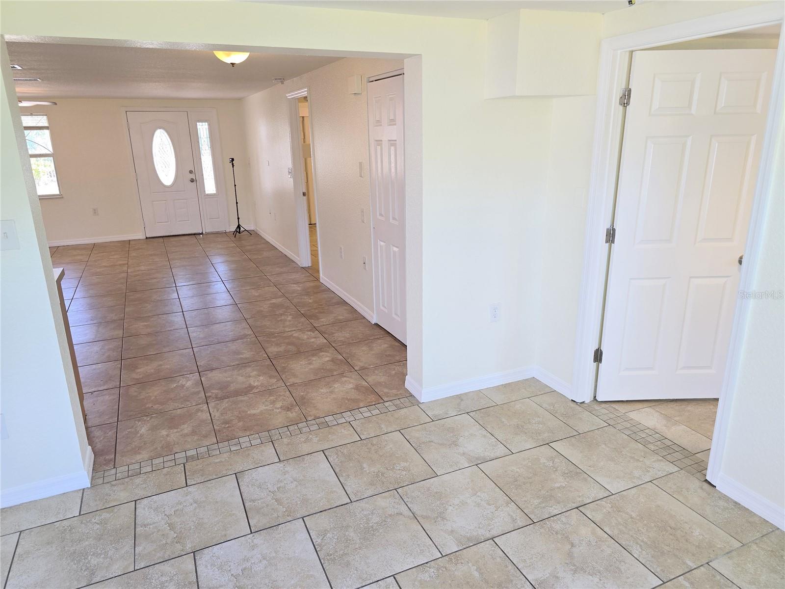 Image 3 of 31 For 5014 Galaxy Drive