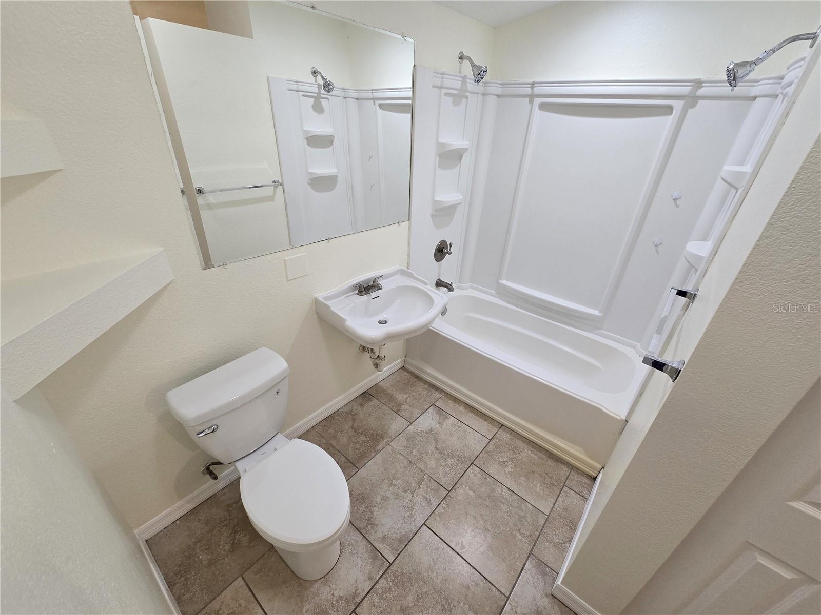 Image 6 of 31 For 5014 Galaxy Drive