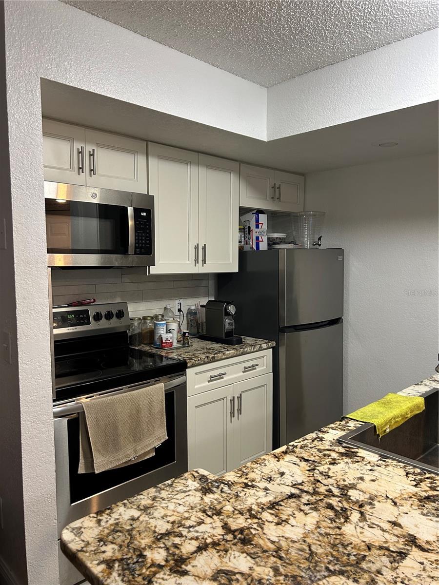 Image 3 of 21 For 5112 Conroy Road 17