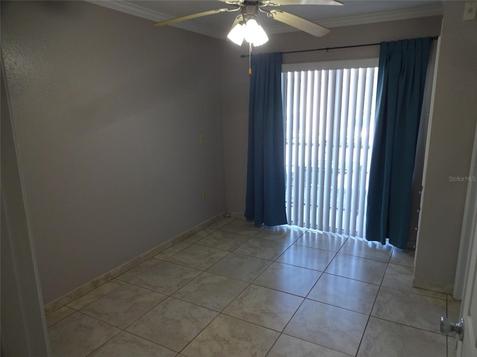 Image 6 of 16 For 128 Water Front Way 160