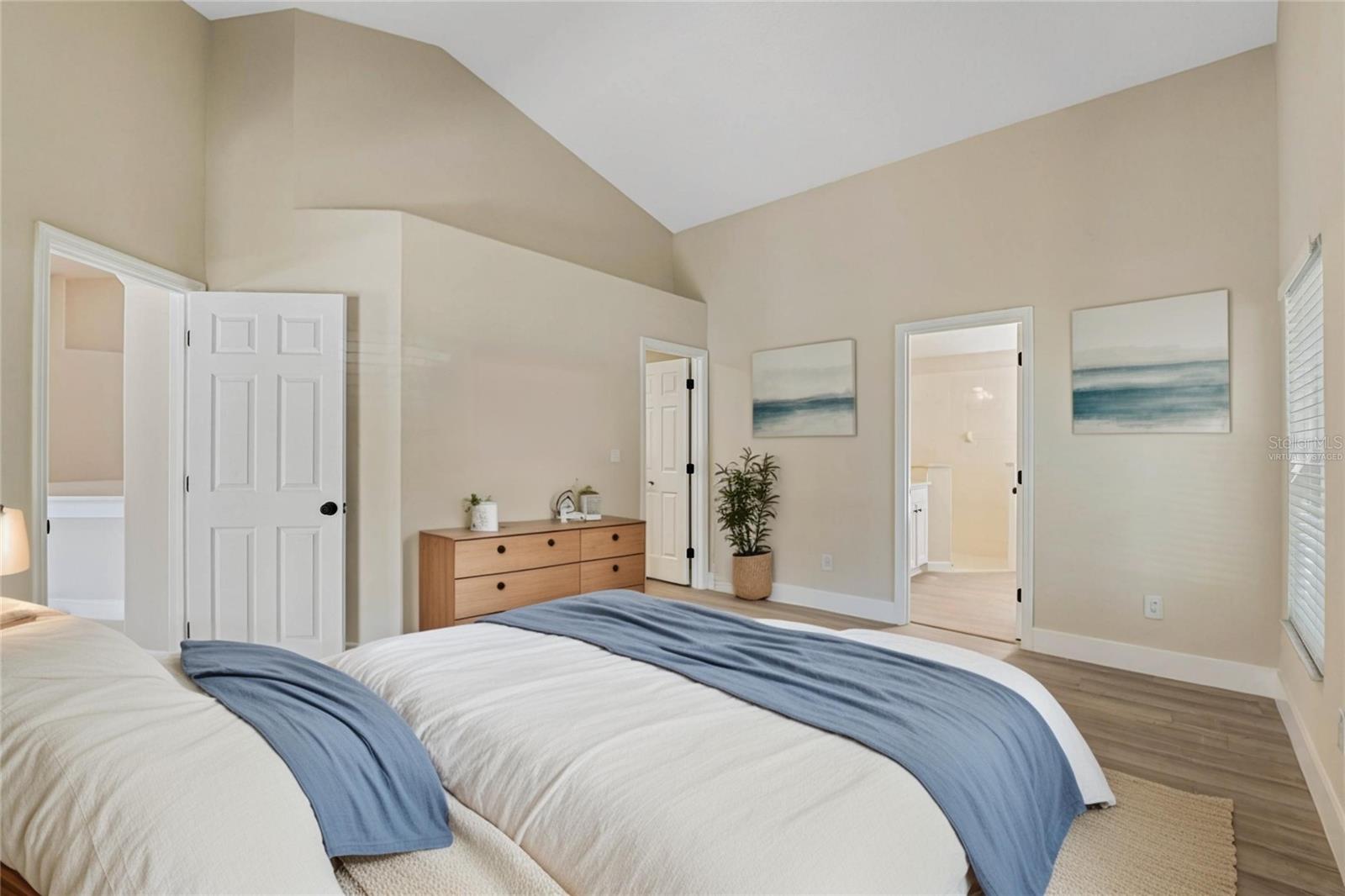 Image 11 of 23 For 9324 Pecky Cypress Way