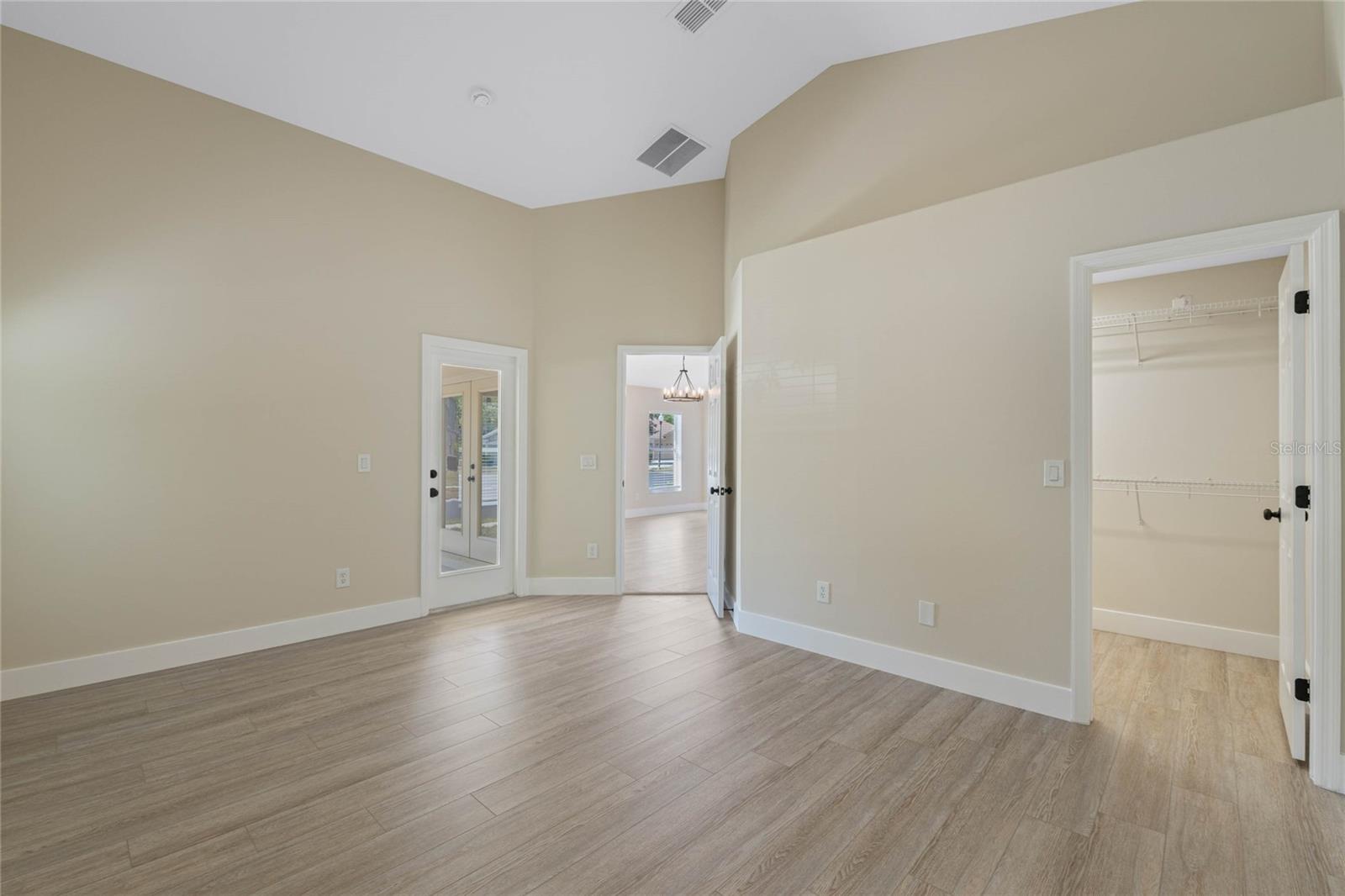 Image 14 of 23 For 9324 Pecky Cypress Way