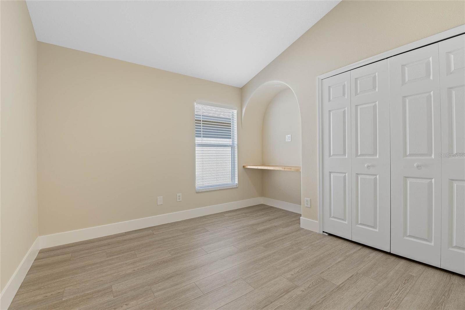 Image 17 of 23 For 9324 Pecky Cypress Way
