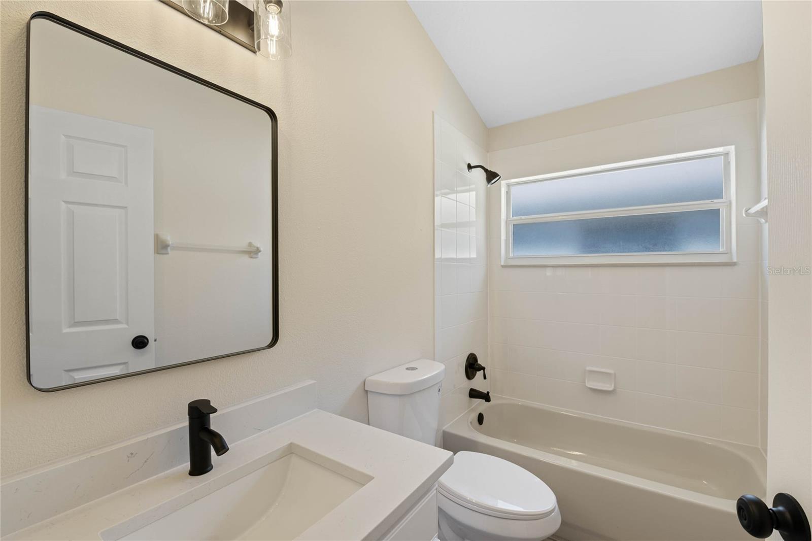 Image 18 of 23 For 9324 Pecky Cypress Way