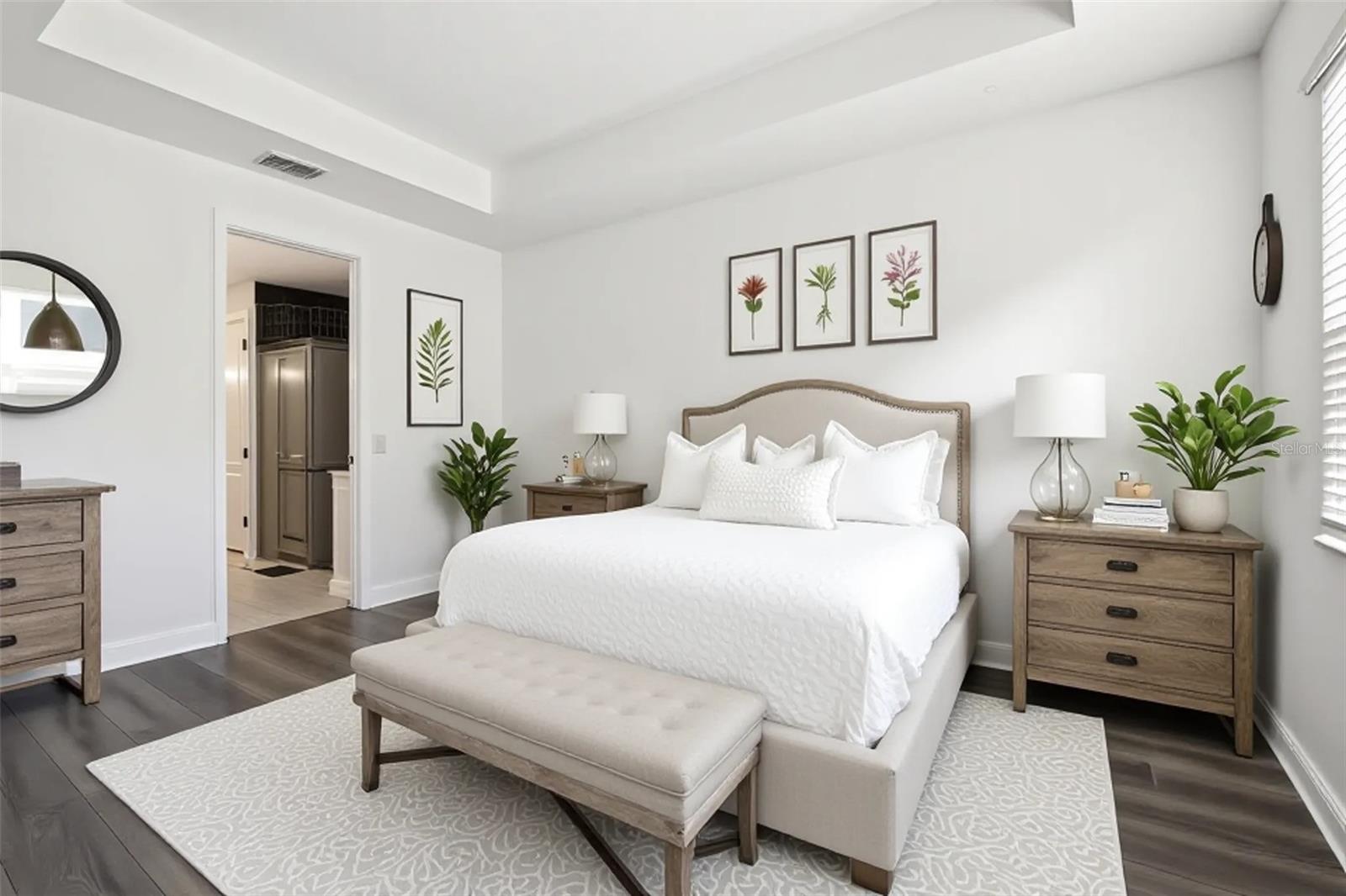 Image 21 of 28 For 17236 Savory Mist Circle