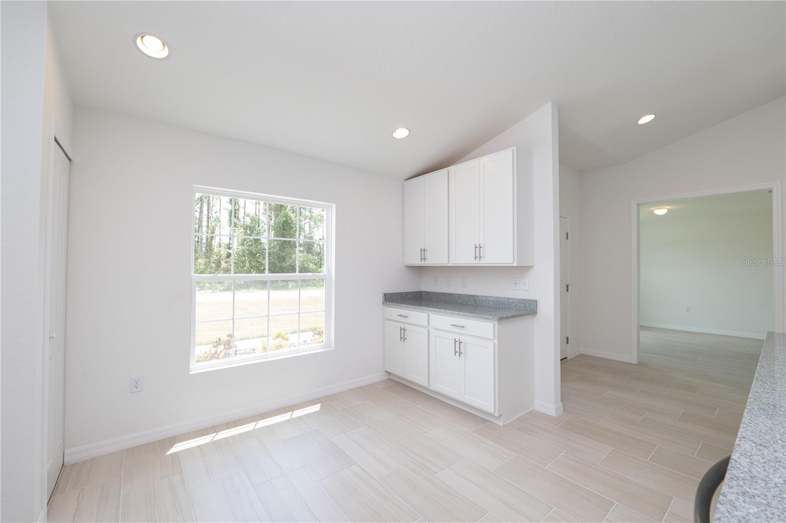 Image 4 of 23 For 4447 Mindello Street