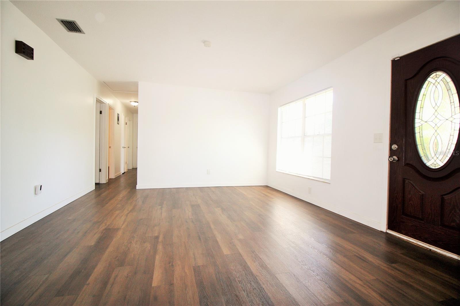 Image 8 of 30 For 5524 Clearview Drive
