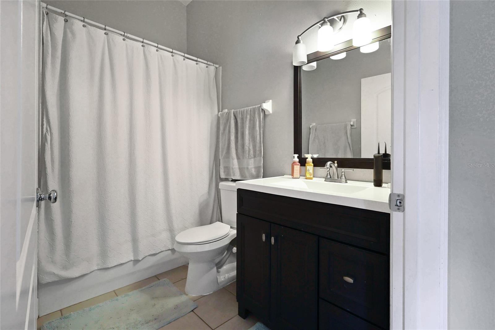 Image 17 of 27 For 1833 Courtland Street