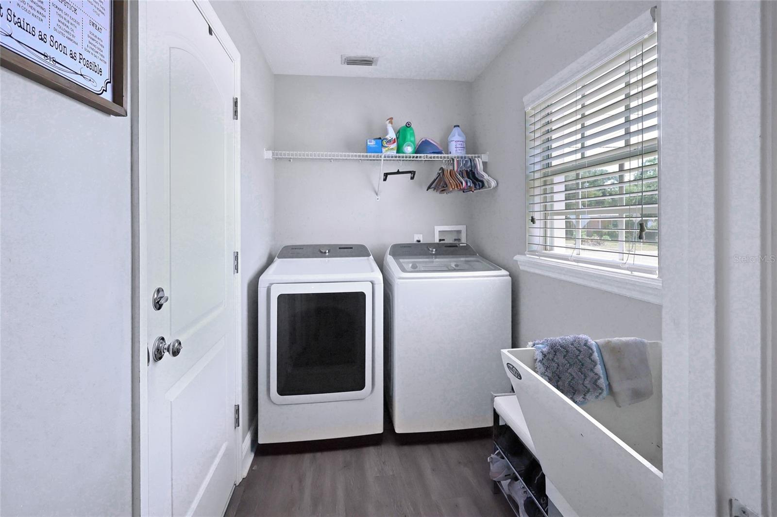 Image 22 of 27 For 1833 Courtland Street