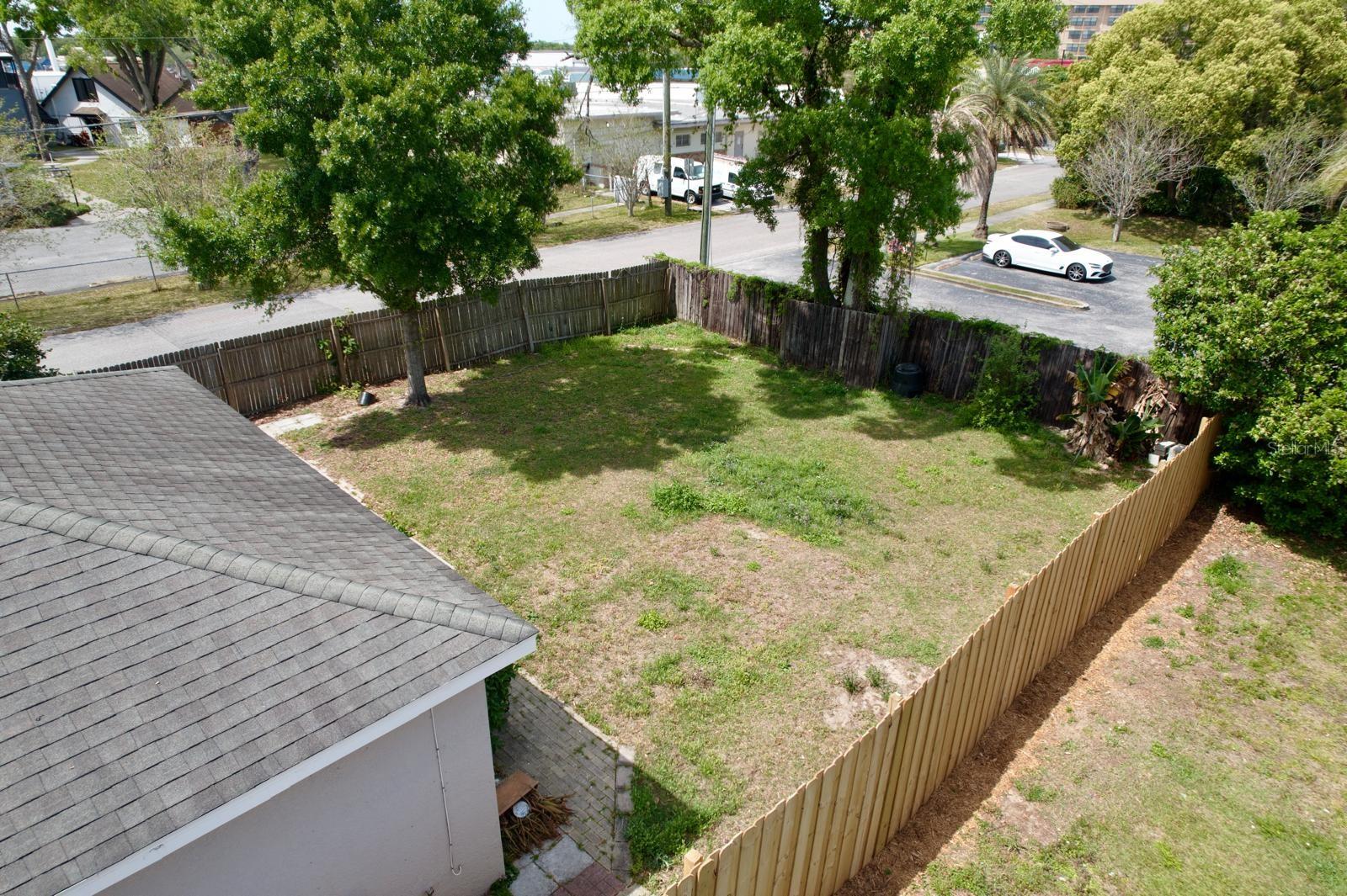 Image 8 of 8 For 1833 Courtland Street