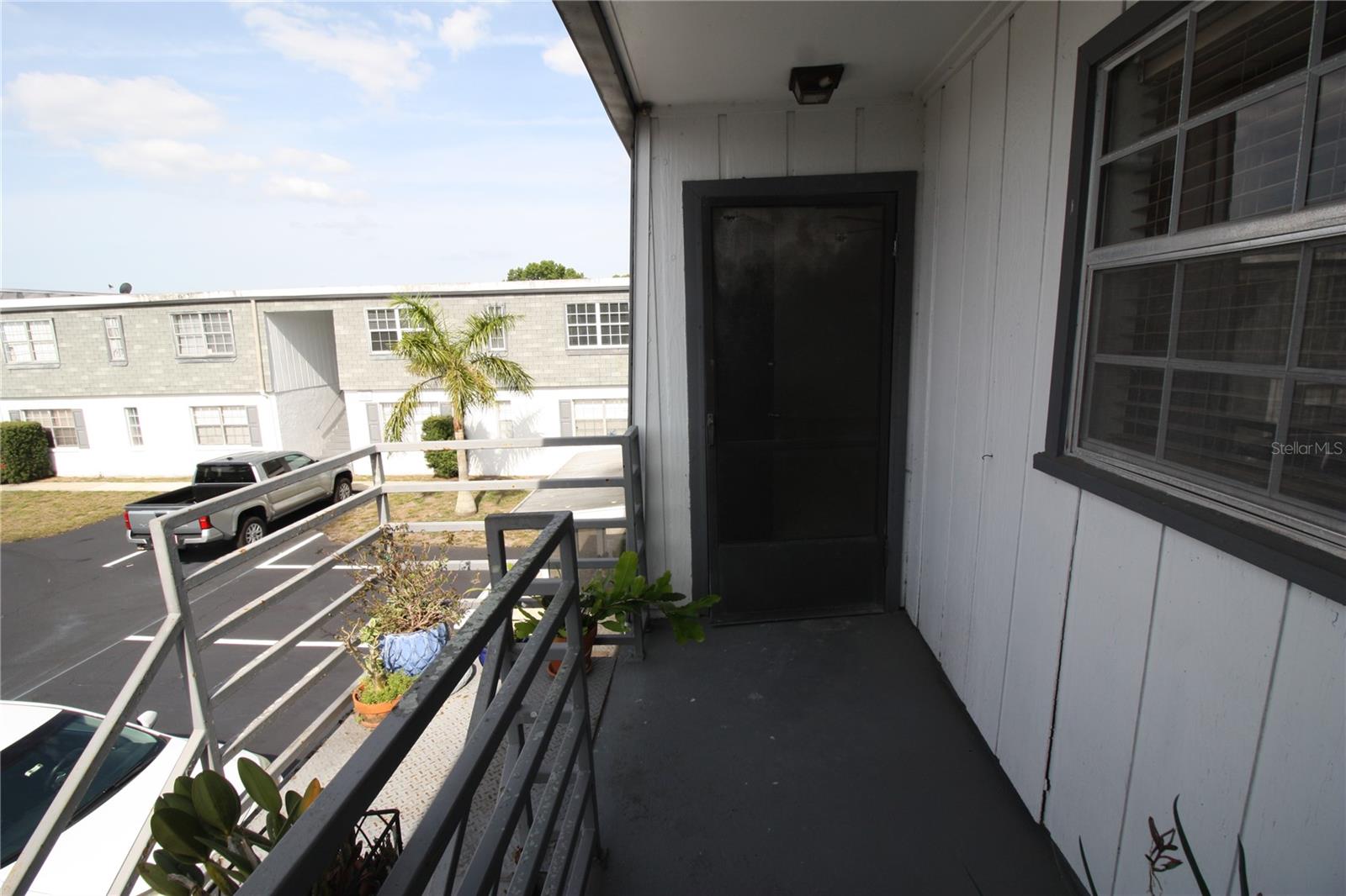 Image 12 of 13 For 1000 Semoran Boulevard 306