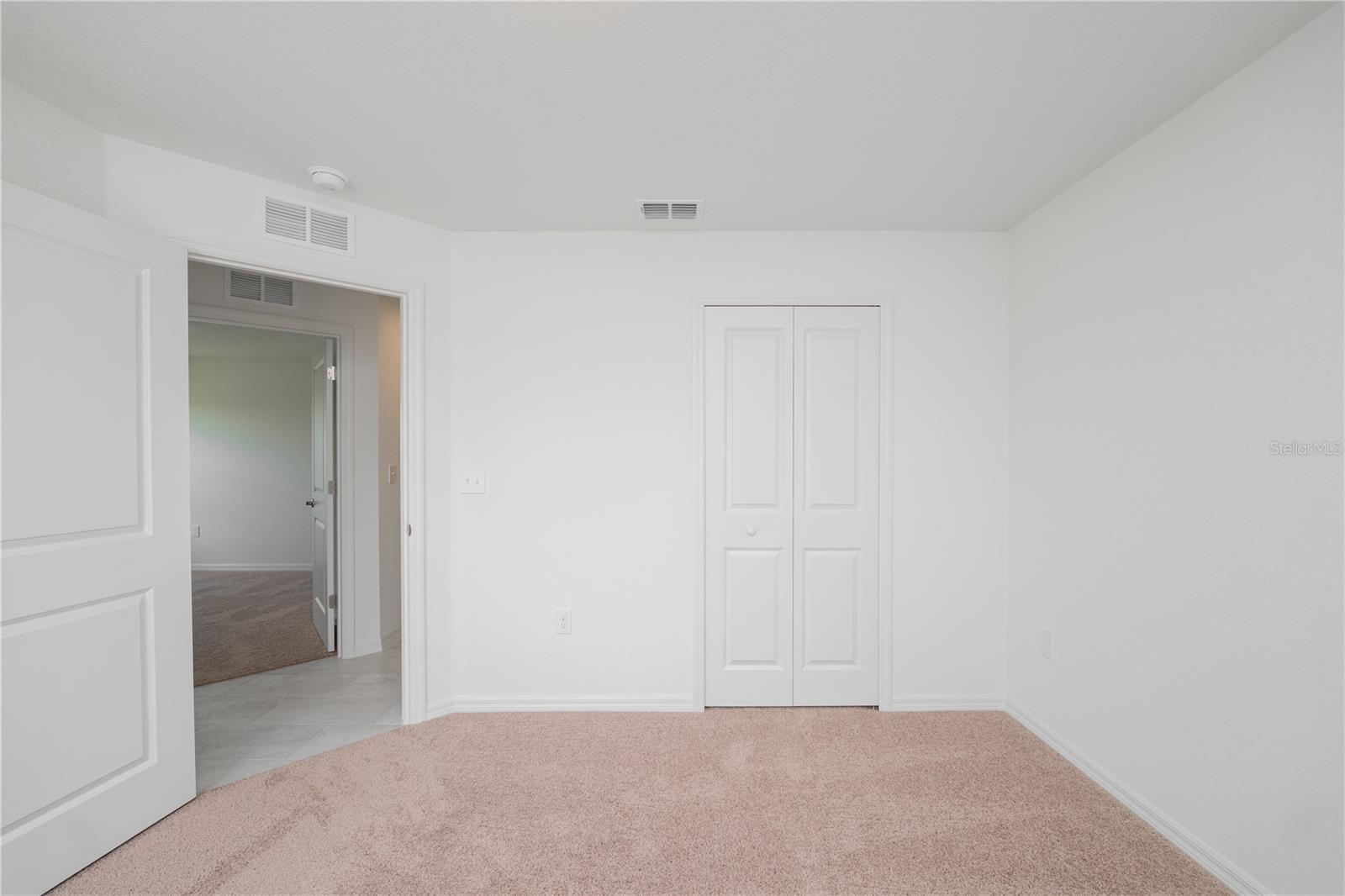 Image 23 of 29 For 989 Lunar Lane