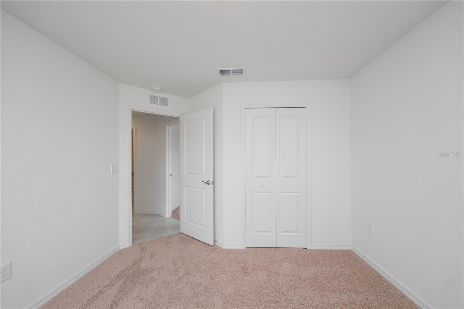 Image 25 of 29 For 989 Lunar Lane