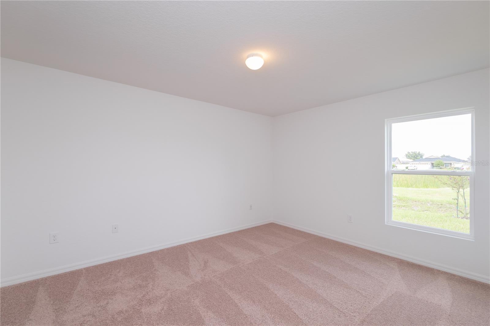 Image 10 of 20 For 985 Lunar Lane