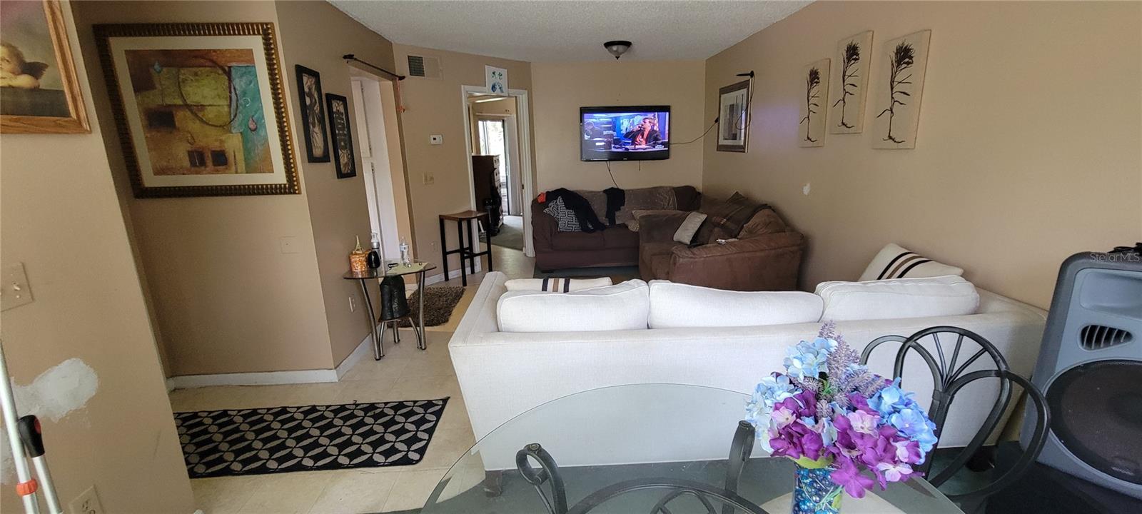 Image 13 of 15 For 4300 Aqua Vista Drive A