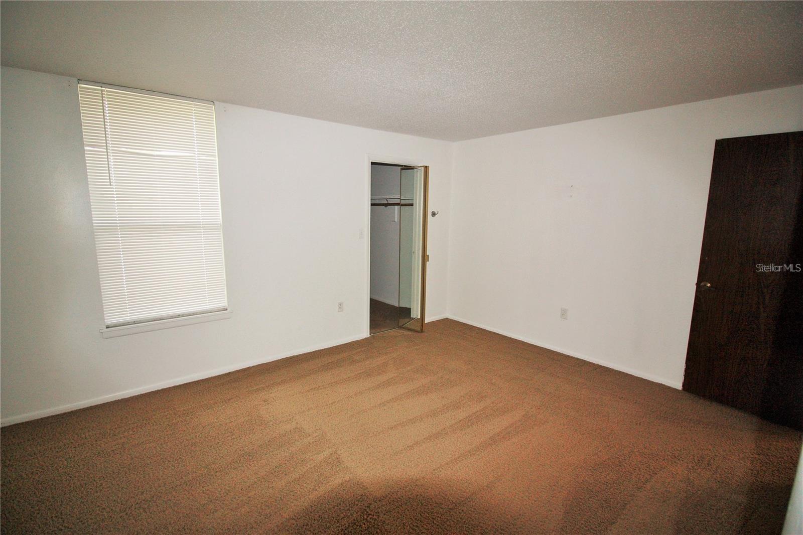 Image 10 of 14 For 522 Orange Drive 35
