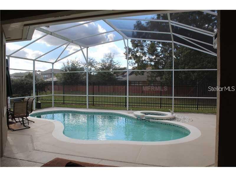 Image 10 of 23 For 10542 Woodchase Circle