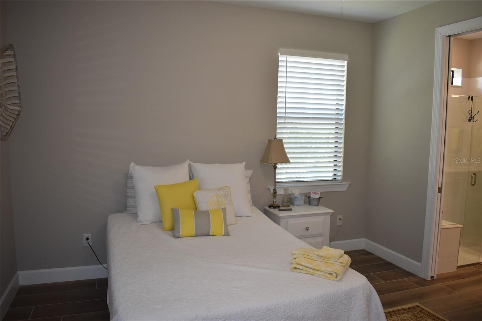 Image 40 of 73 For 2735 Lavandula Court