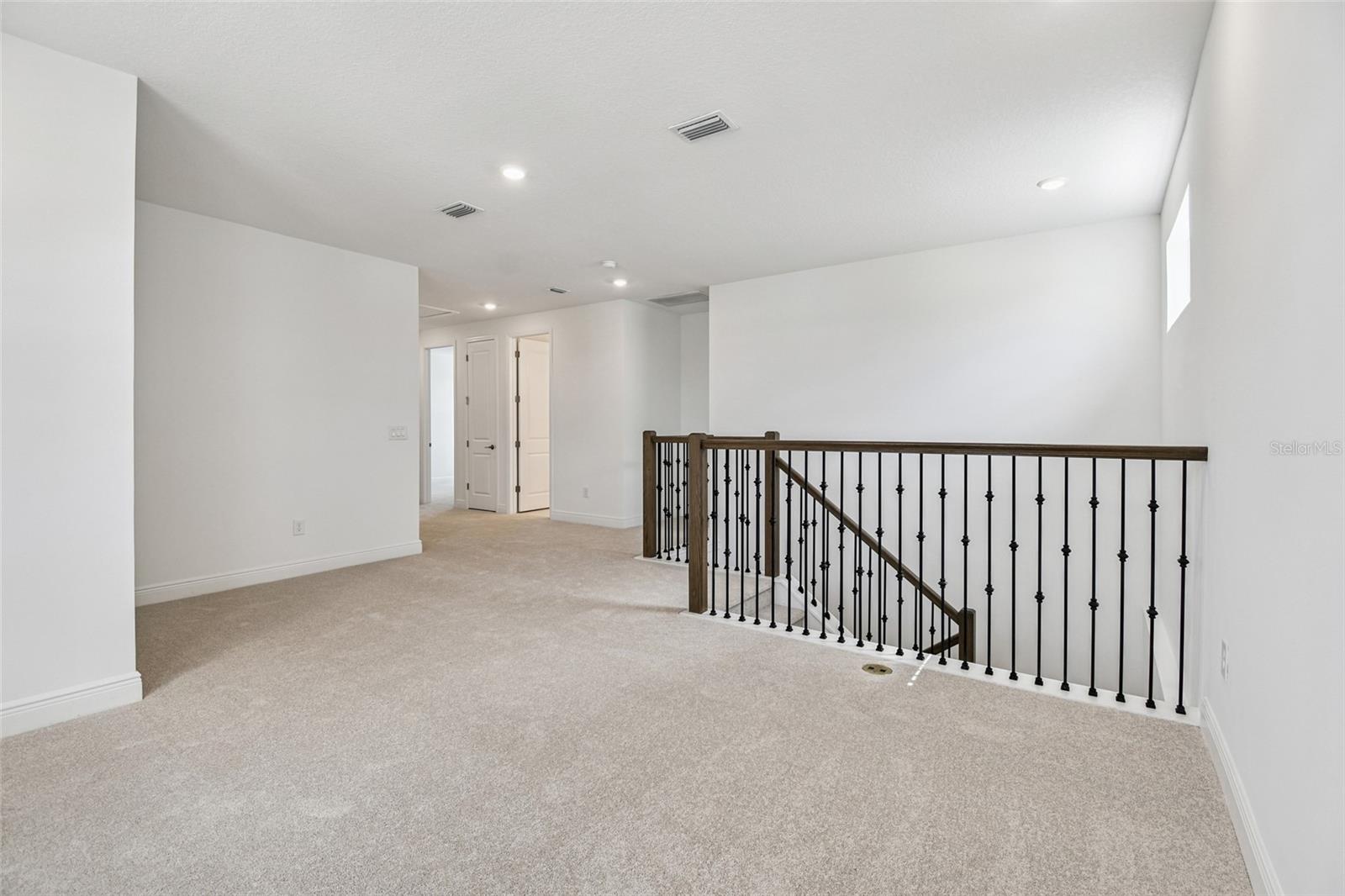 Image 14 of 34 For 7544 Nighthawk Drive