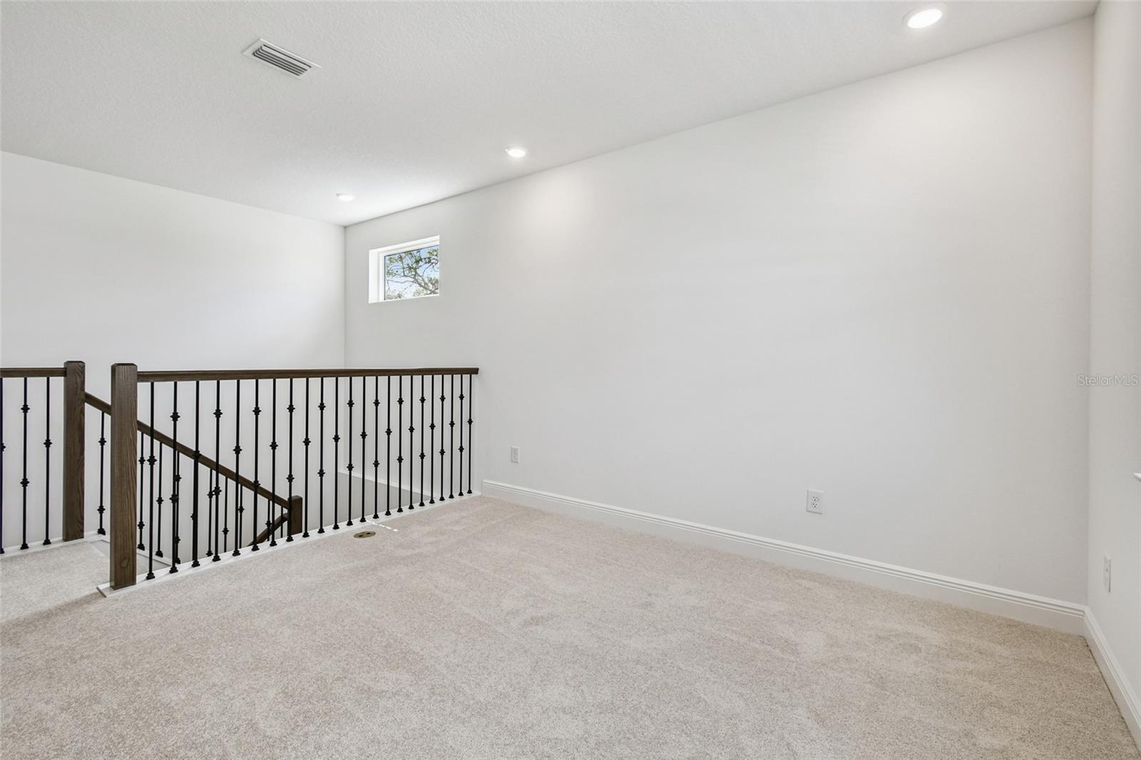Image 15 of 34 For 7544 Nighthawk Drive
