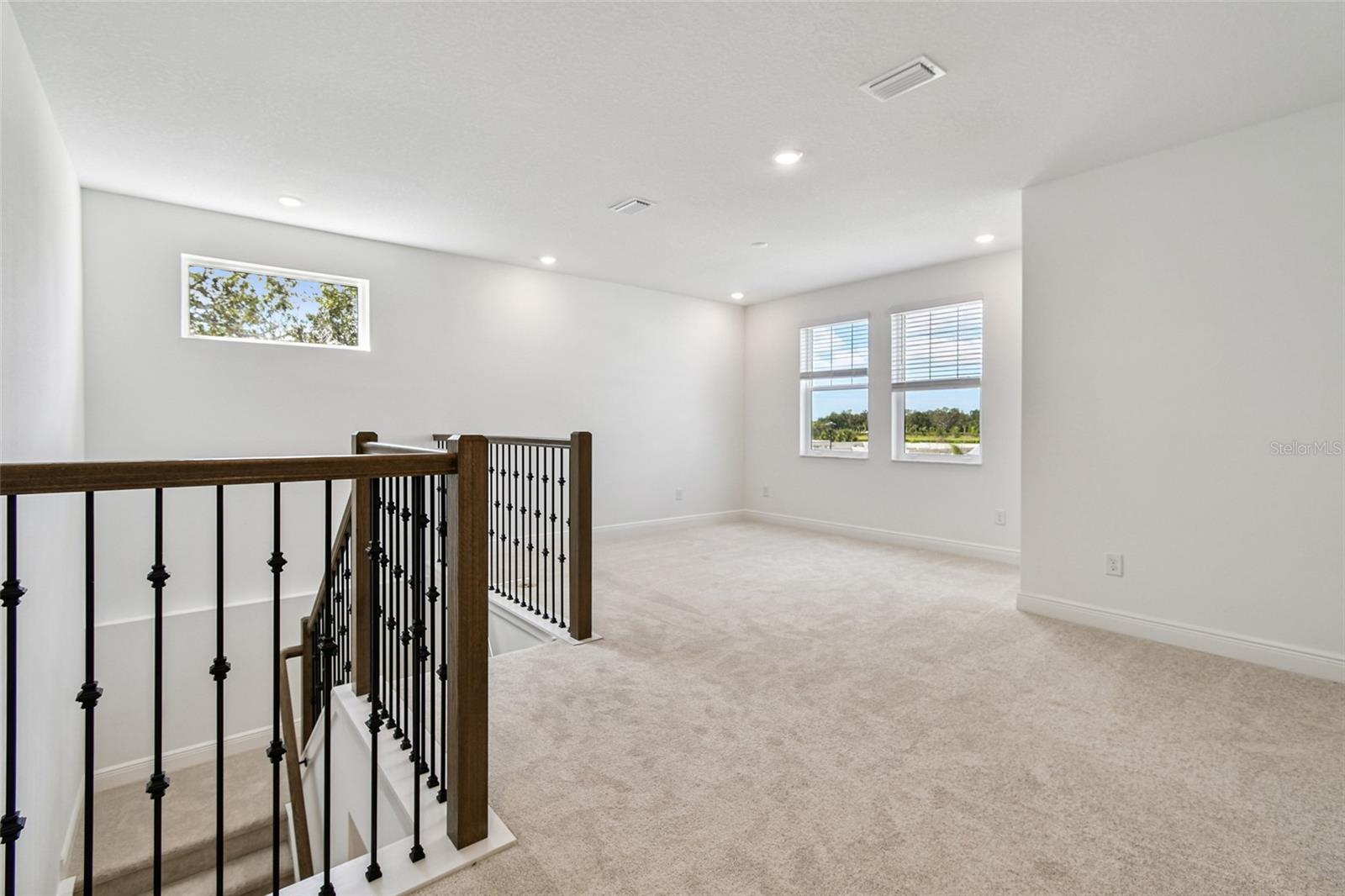 Image 16 of 34 For 7544 Nighthawk Drive