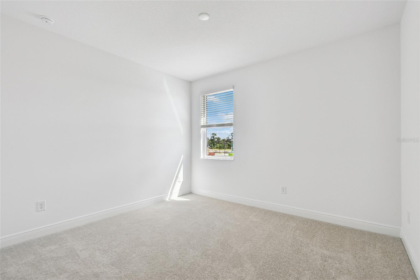 Image 21 of 34 For 7544 Nighthawk Drive