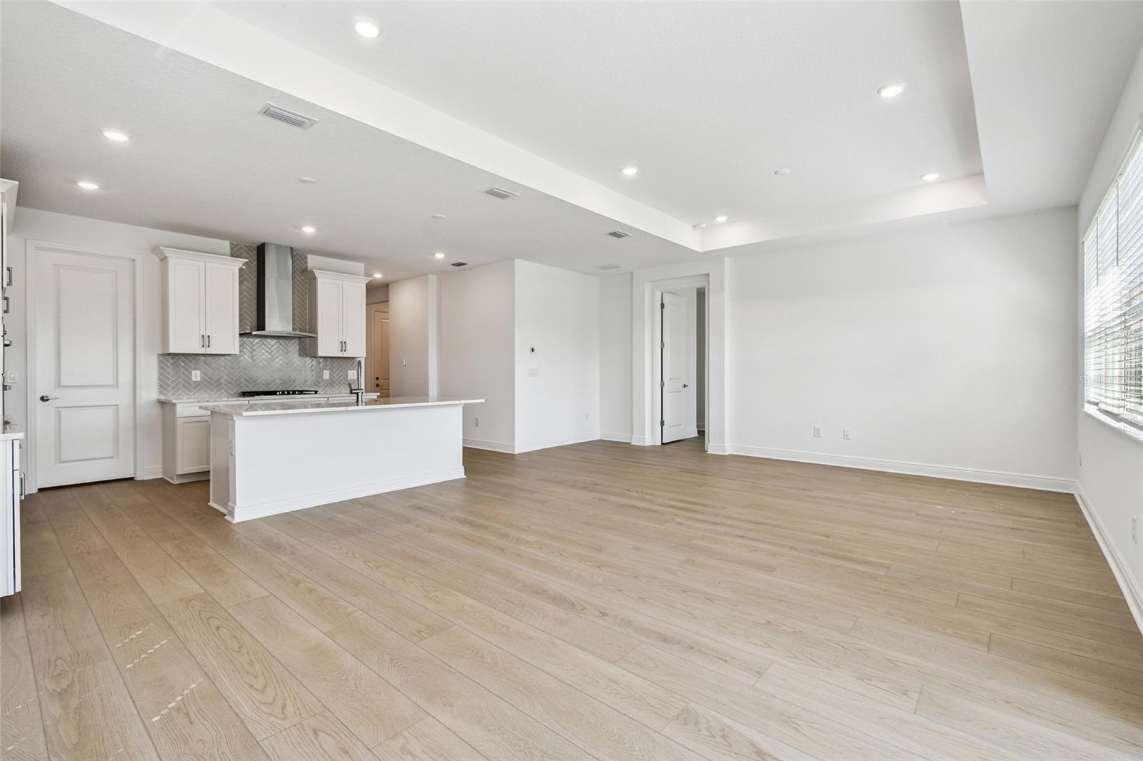 Image 7 of 34 For 7544 Nighthawk Drive