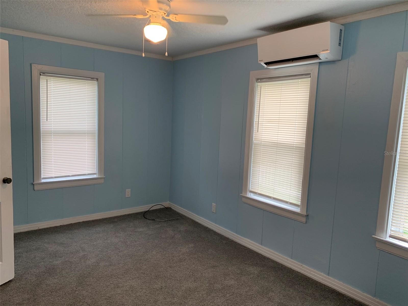 Image 16 of 29 For 712 4th Street