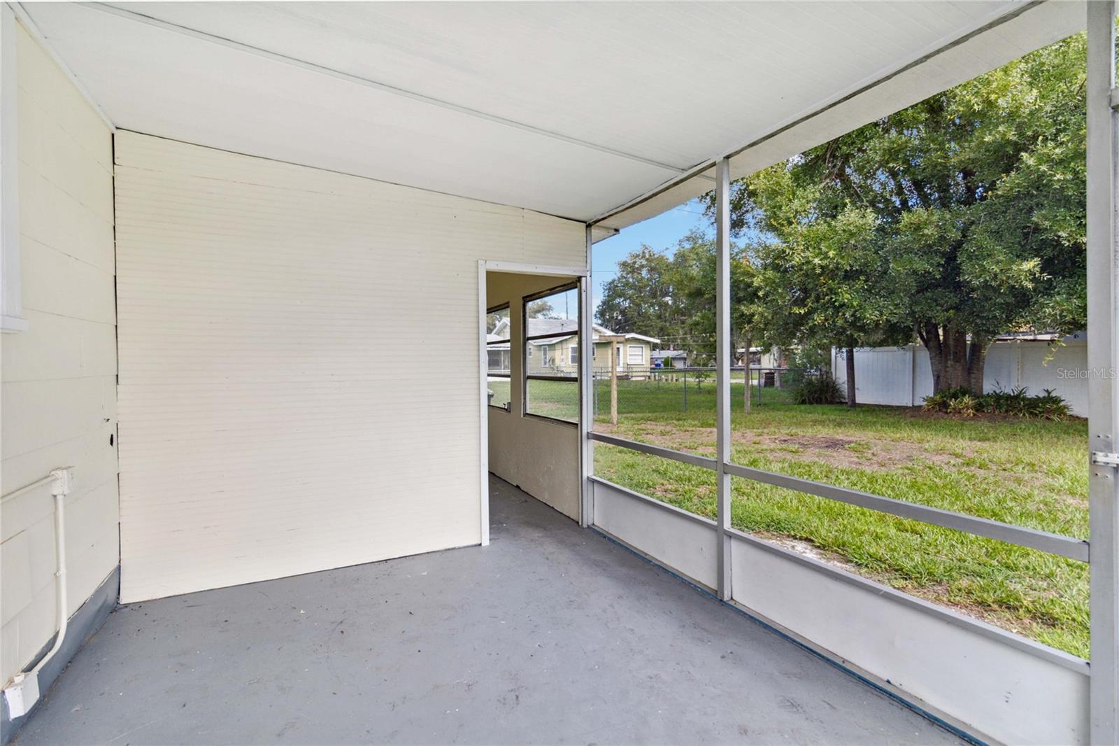 Image 27 of 29 For 712 4th Street
