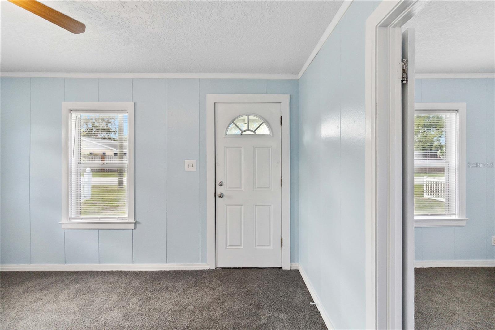 Image 3 of 29 For 712 4th Street