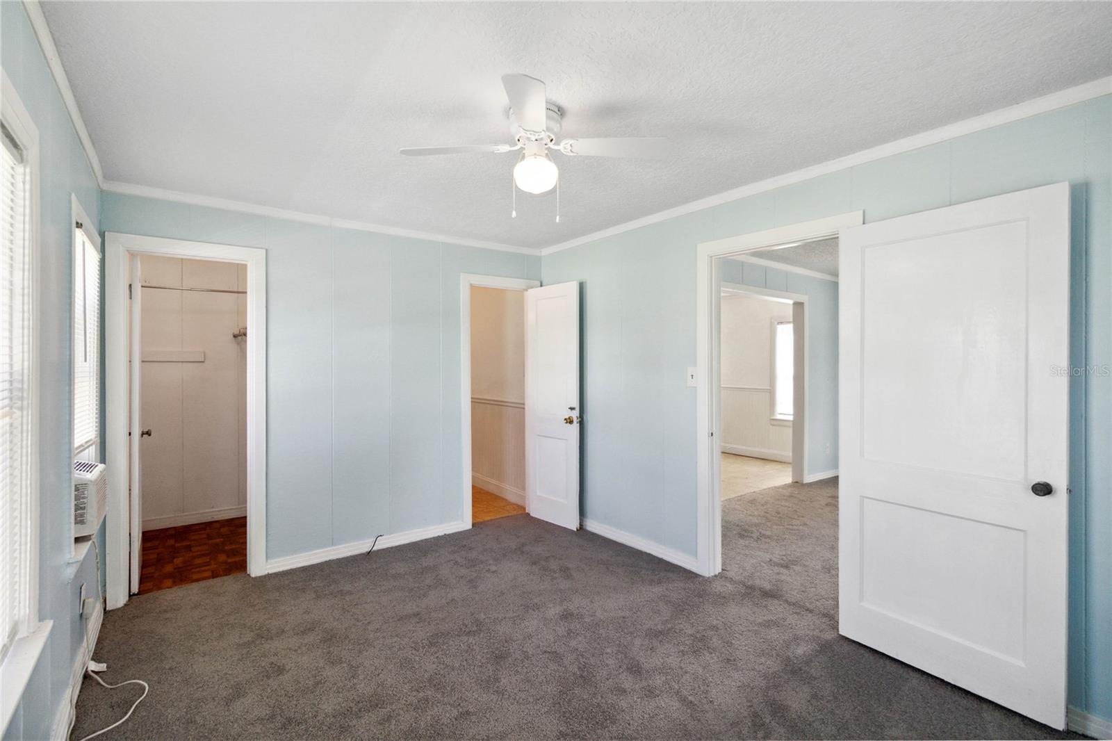 Image 7 of 29 For 712 4th Street