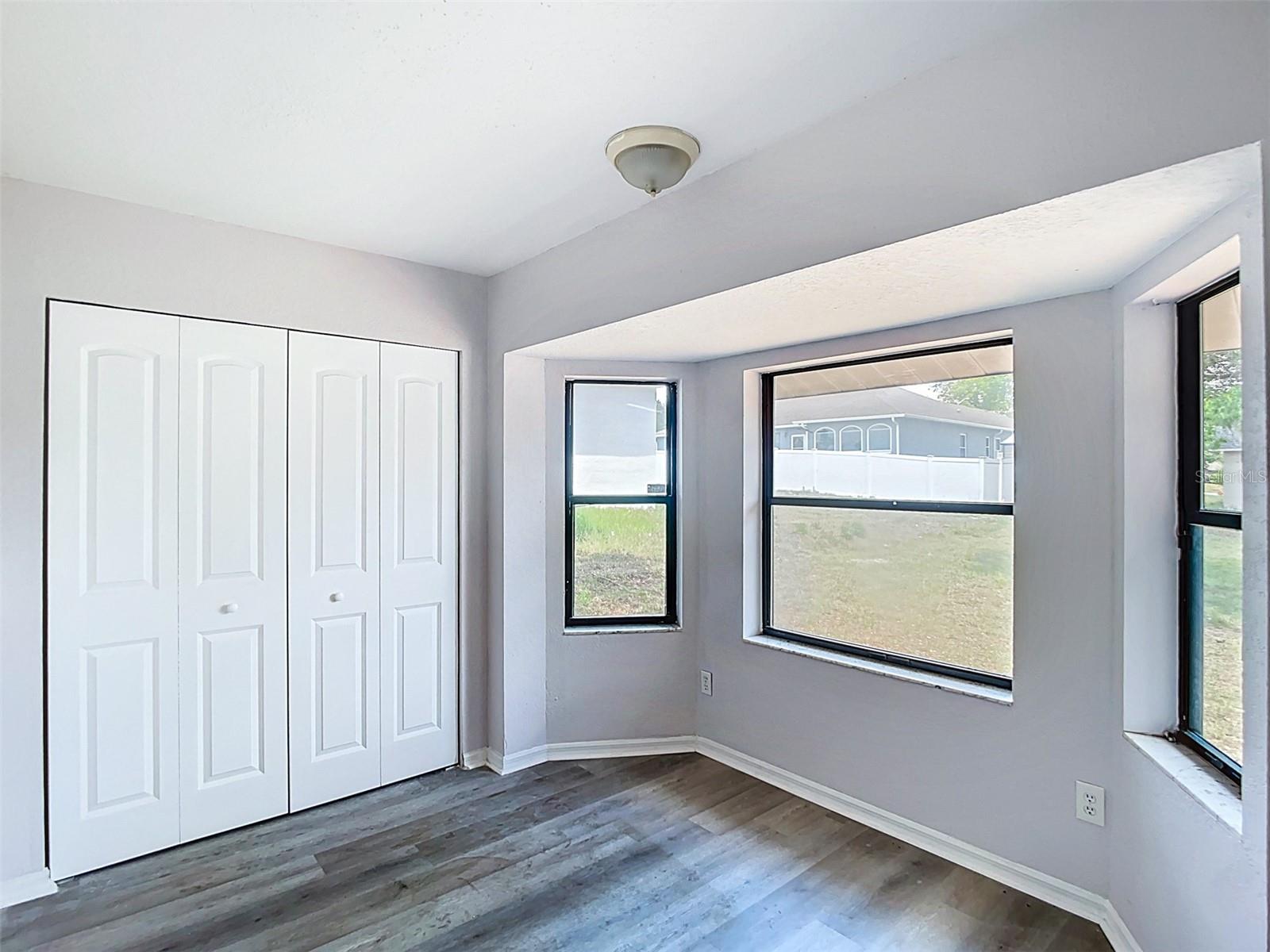 Image 13 of 45 For 4680 142 Place Road