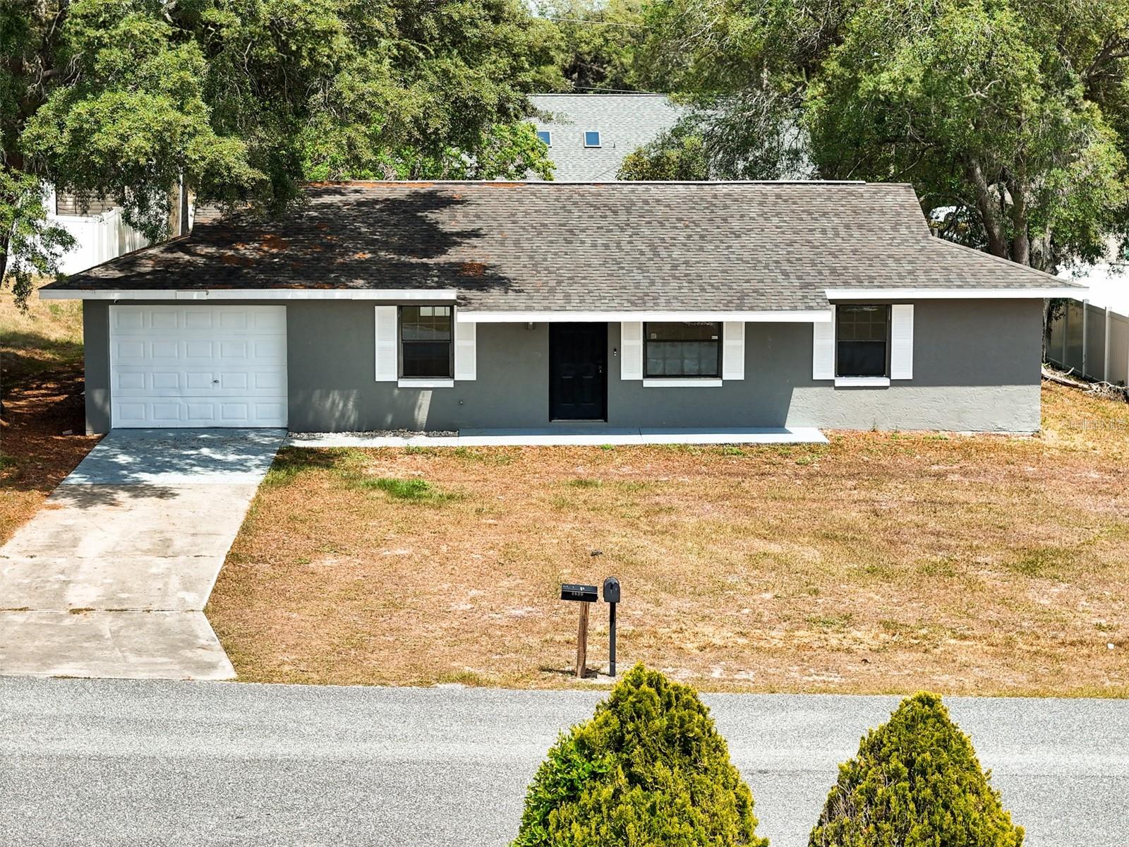 Image 3 of 45 For 4680 142 Place Road