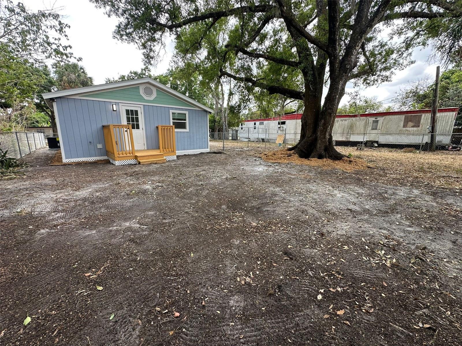 Image 9 of 36 For 2217 Azalea Court